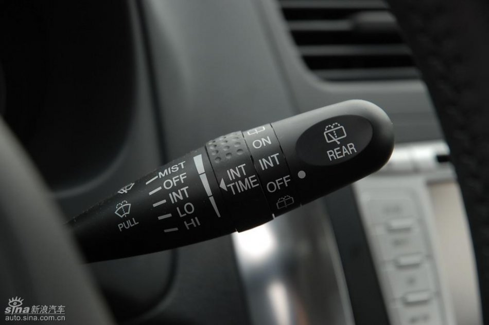 长安铃木全新天语SX4内饰实拍图