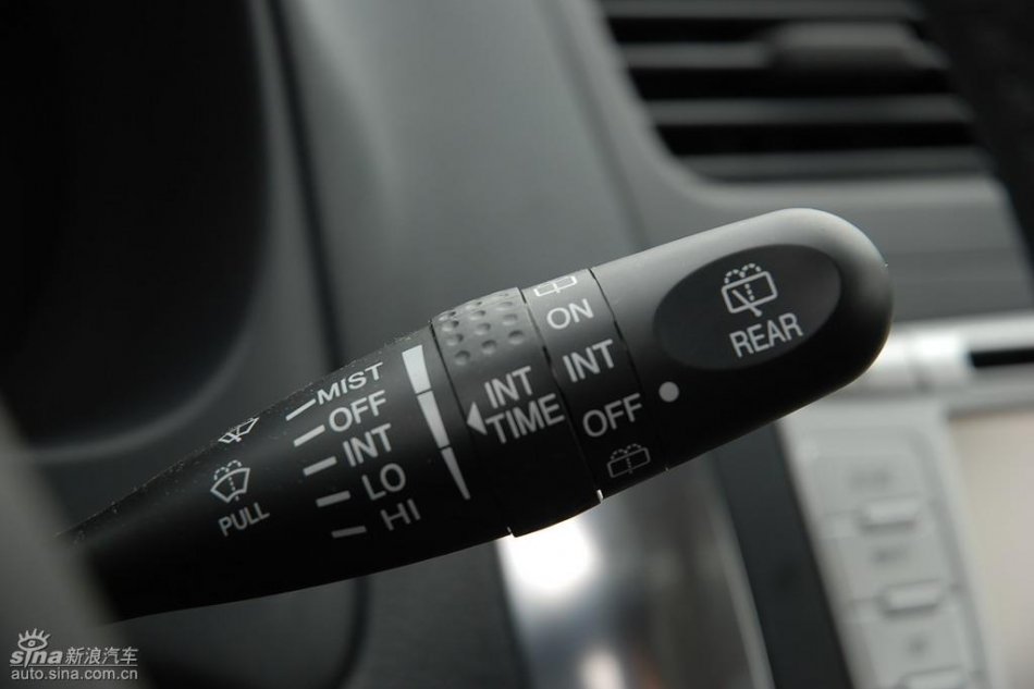 长安铃木全新天语SX4内饰实拍图