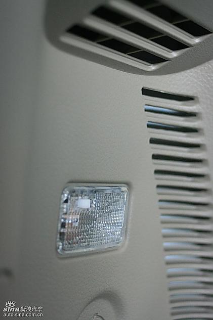 长安铃木天语SX4两厢版实拍