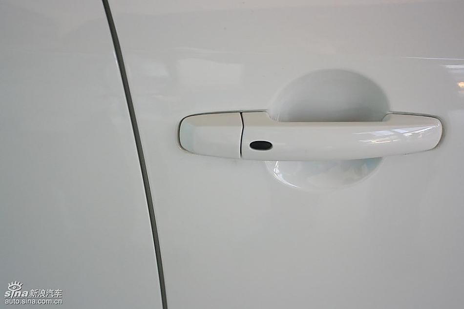 长安铃木天语SX4两厢版实拍