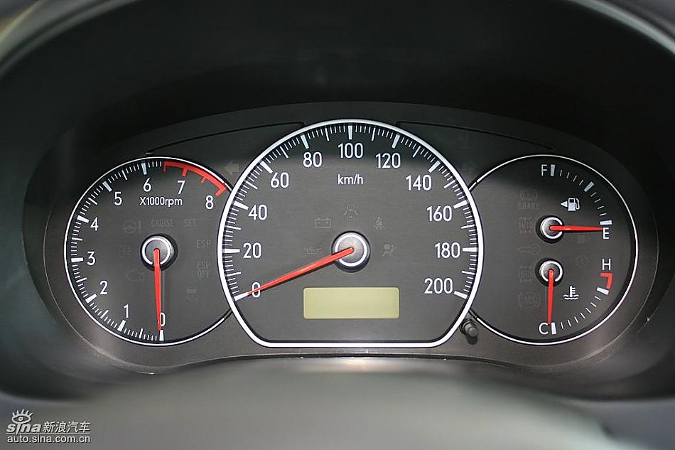 长安铃木天语SX4两厢版实拍