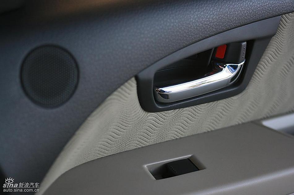 长安铃木天语SX4两厢版实拍