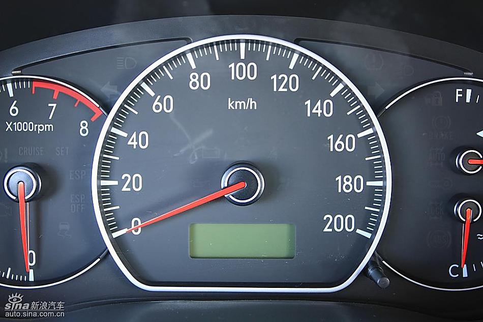 长安铃木天语SX4两厢版实拍