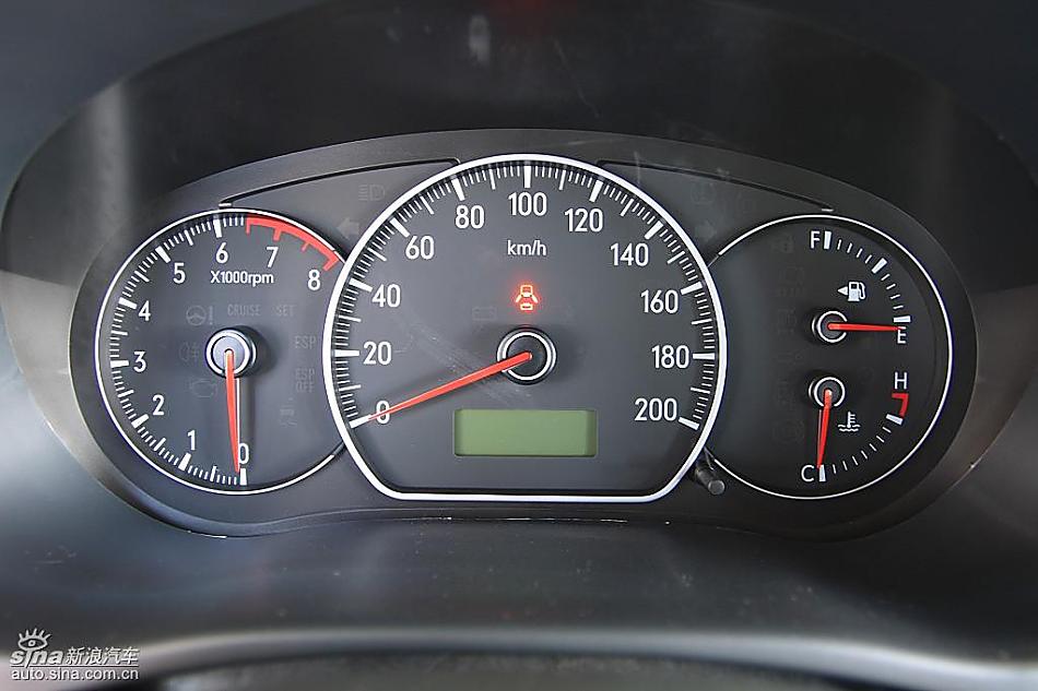 长安铃木天语SX4两厢版实拍