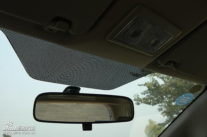 两厢天语SX4内饰