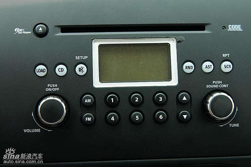 两厢天语SX4内饰