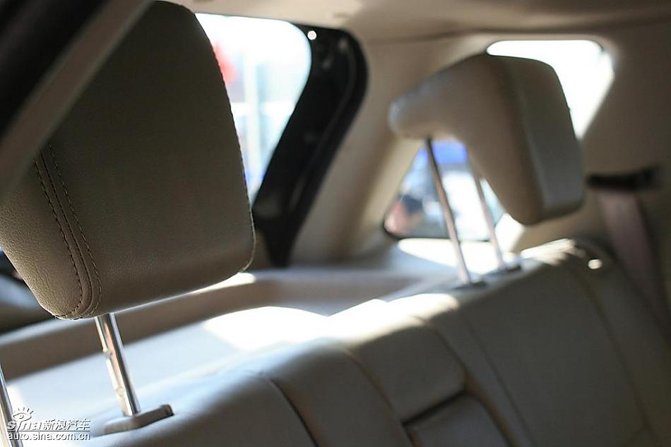 长安铃木天语SX4两厢版实拍