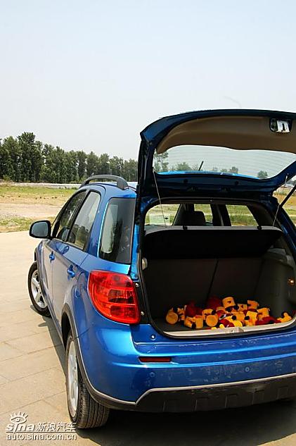 两厢天语SX4外观