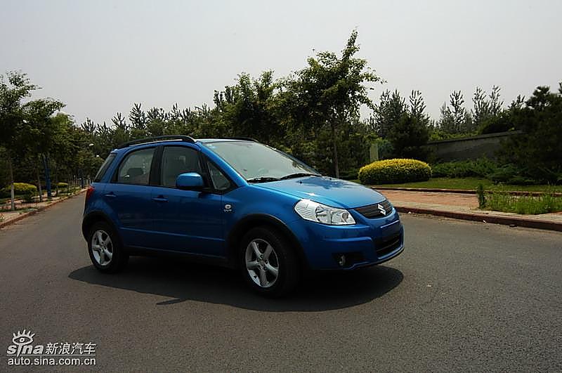 两厢天语SX4外观