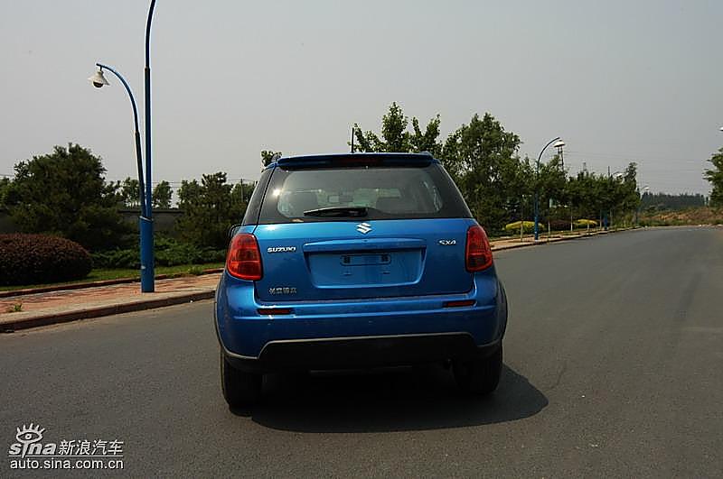 两厢天语SX4外观