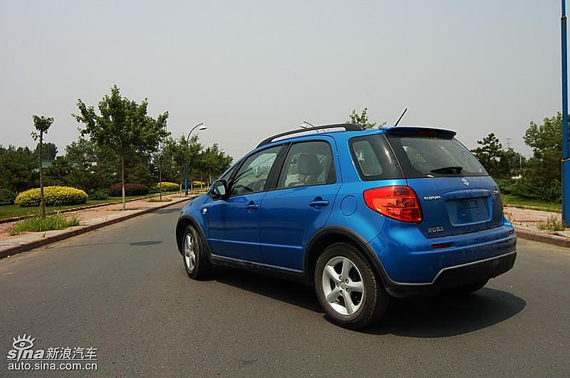 两厢天语SX4外观