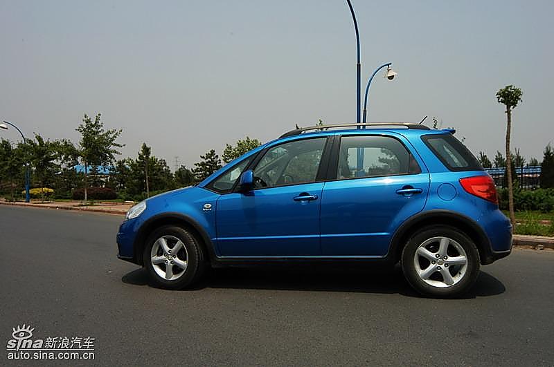 两厢天语SX4外观