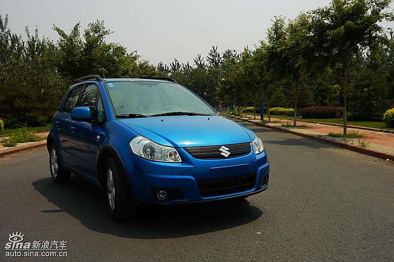 两厢天语SX4外观