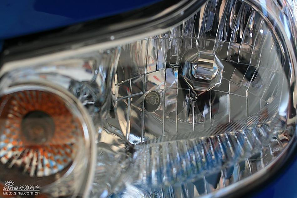 长安铃木天语SX4两厢版实拍