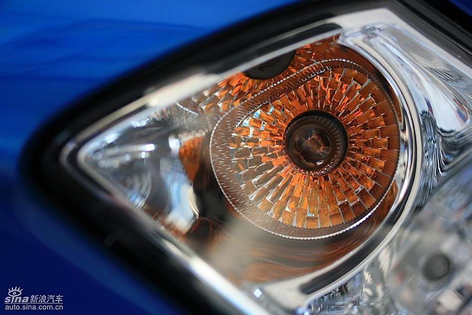 长安铃木天语SX4两厢版实拍