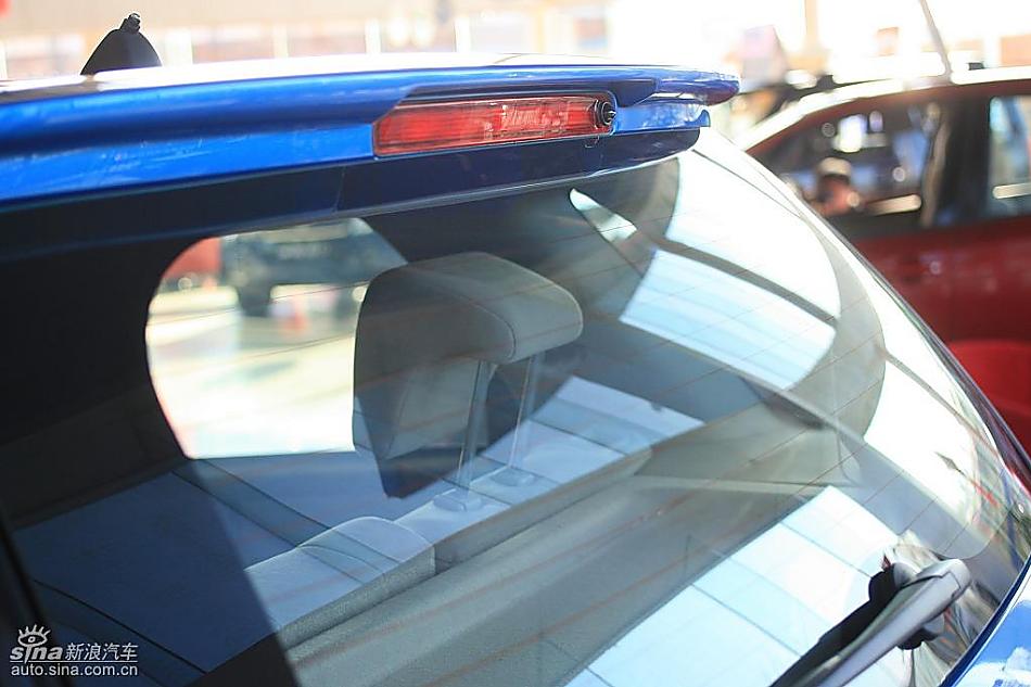 长安铃木天语SX4两厢版实拍