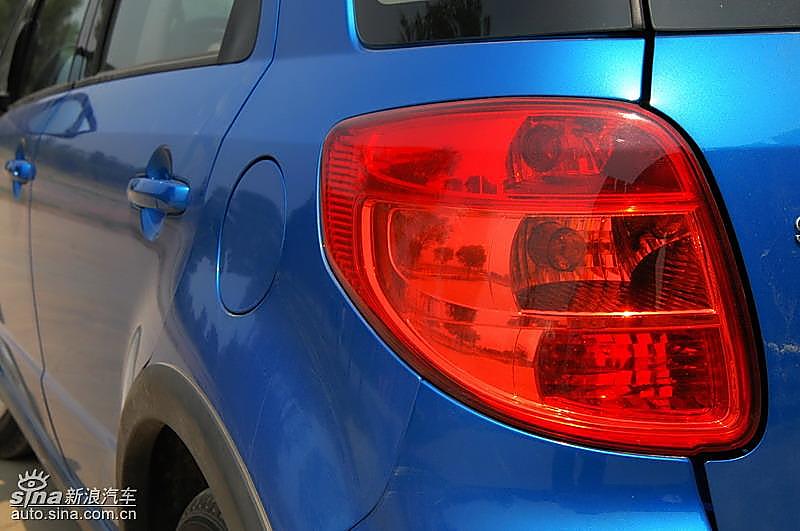 两厢天语SX4外观