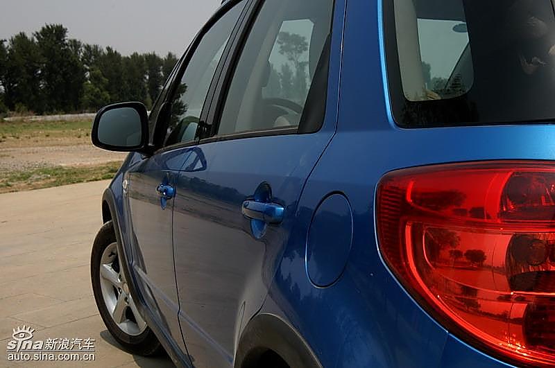 两厢天语SX4外观