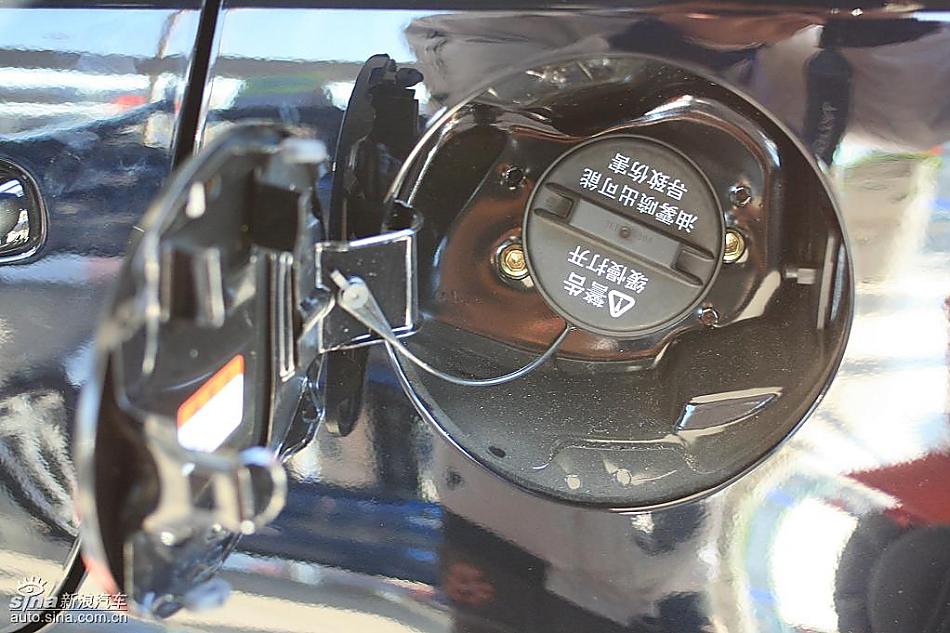 长安铃木天语SX4两厢版实拍