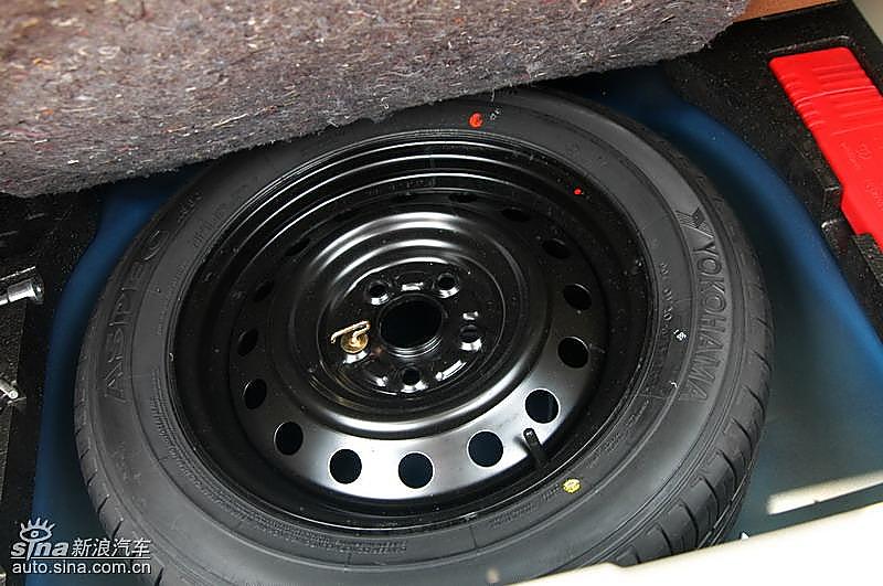 两厢天语SX4外观