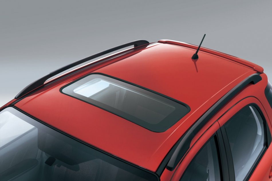 新天语两厢外观