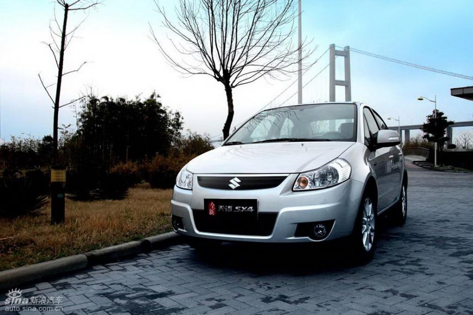 长安铃木全新天语SX4资料图