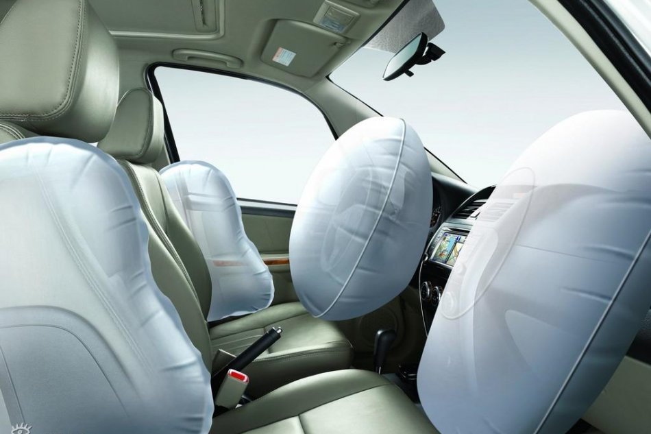 全新天语SX4内饰资料图