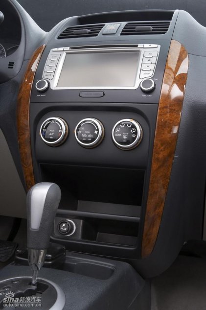 全新天语SX4内饰资料图