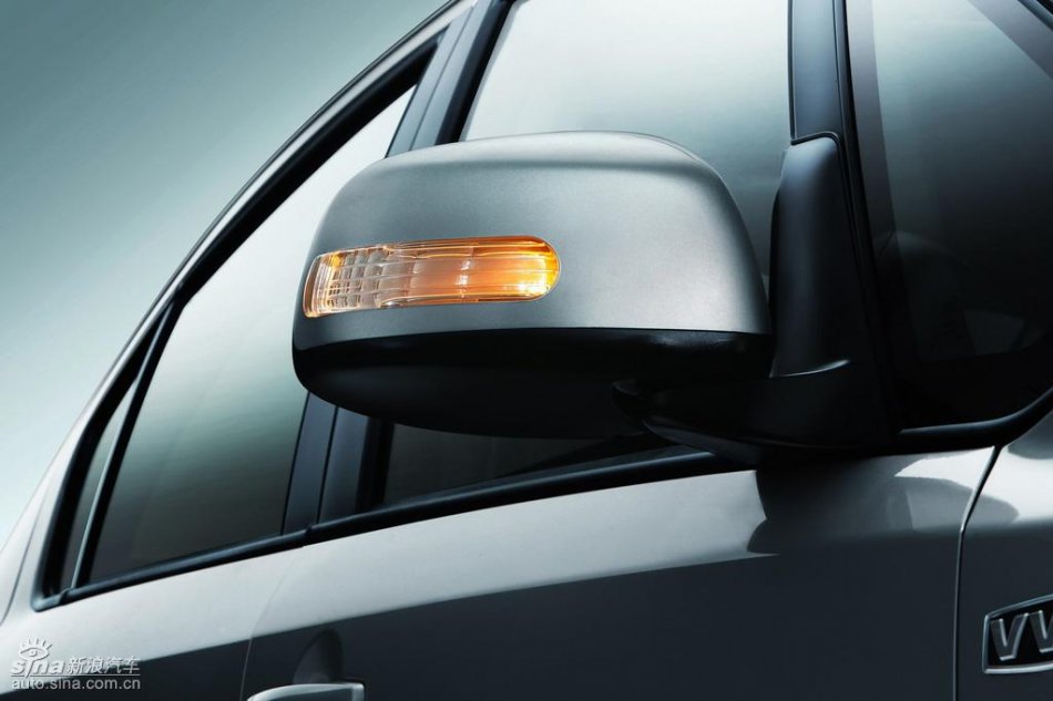 全新天语SX4外观资料图