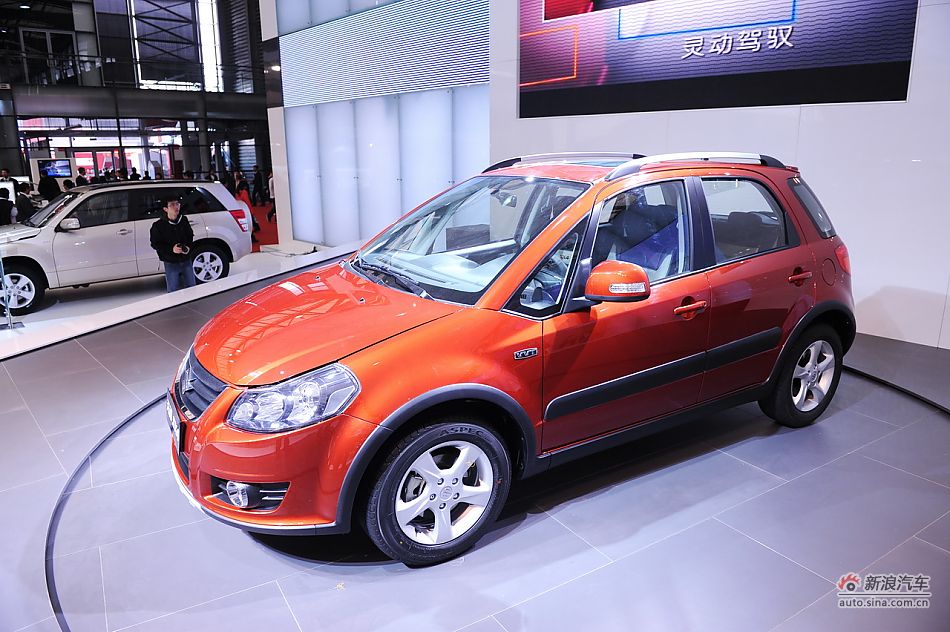 铃木天语SX4两厢