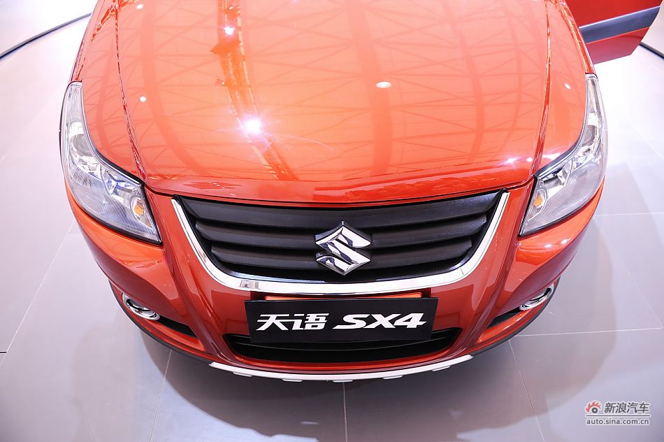 铃木天语SX4两厢