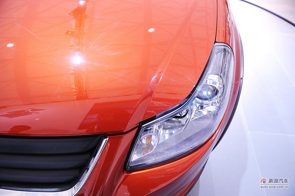 铃木天语SX4两厢