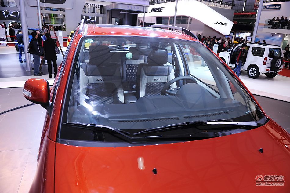 铃木天语SX4两厢