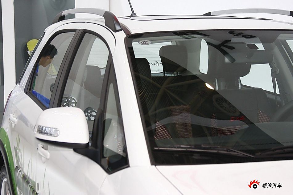 铃木天语SX4两厢