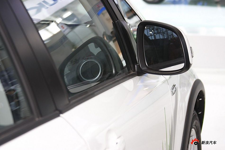 铃木天语SX4两厢