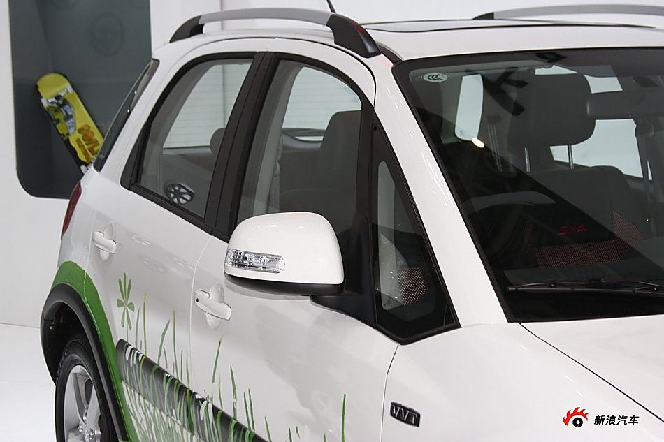 铃木天语SX4两厢