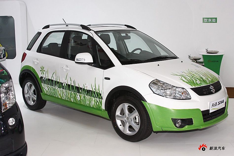 铃木天语SX4两厢