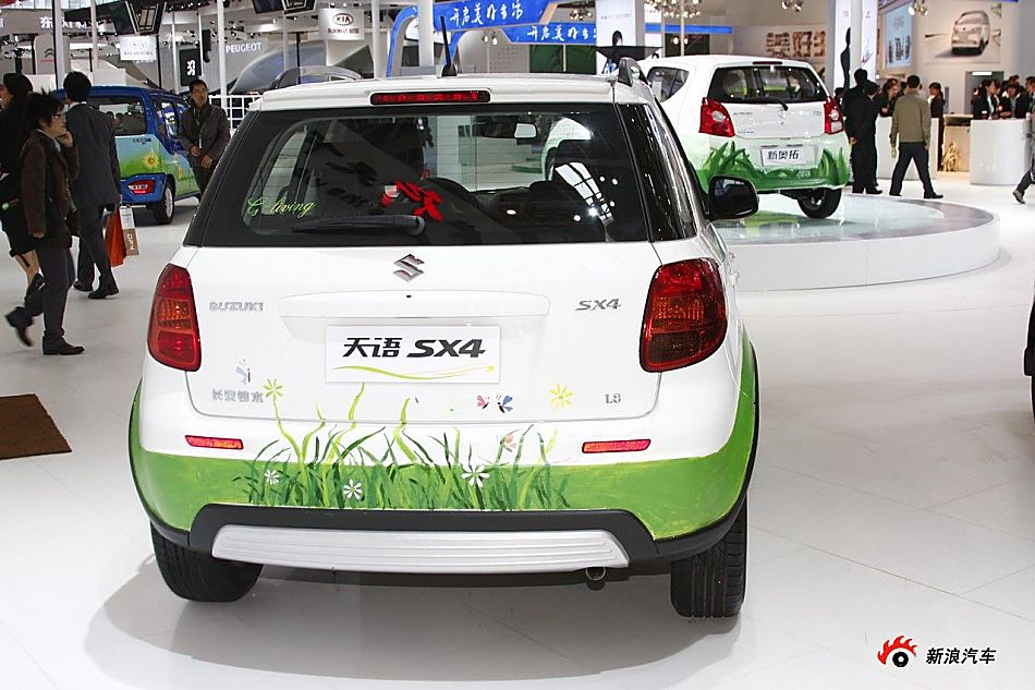铃木天语SX4两厢