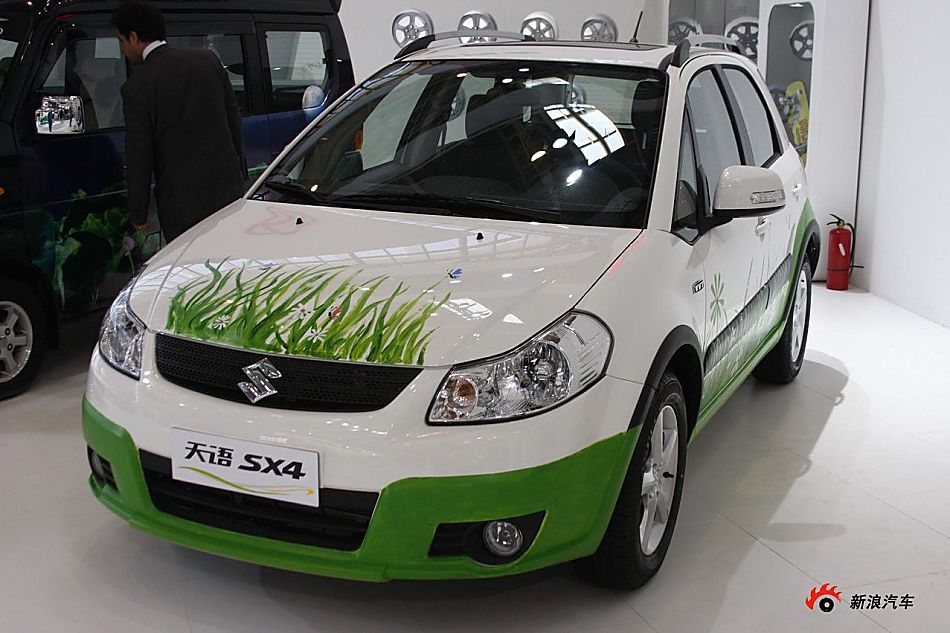 铃木天语SX4两厢