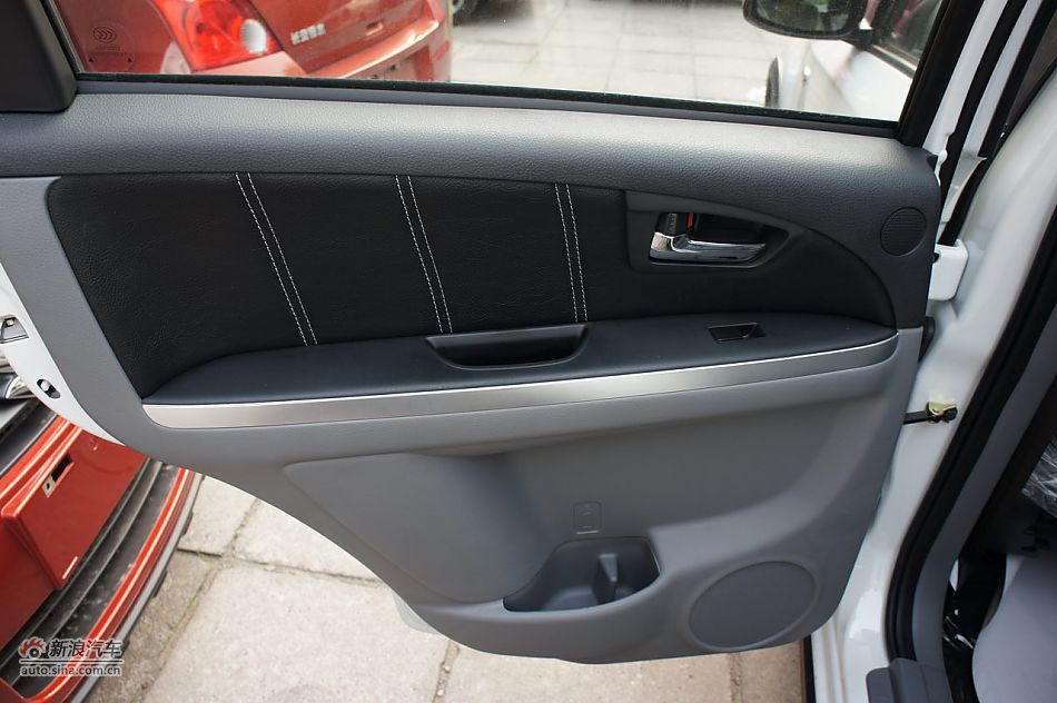 2011款天语SX4两厢1.6L手动运动型