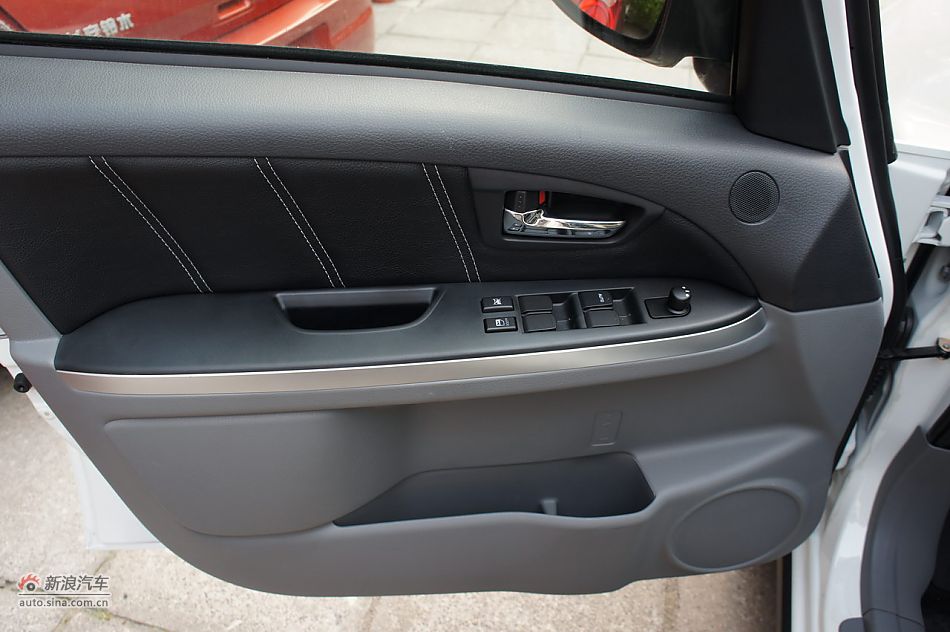 2011款天语SX4两厢1.6L手动运动型