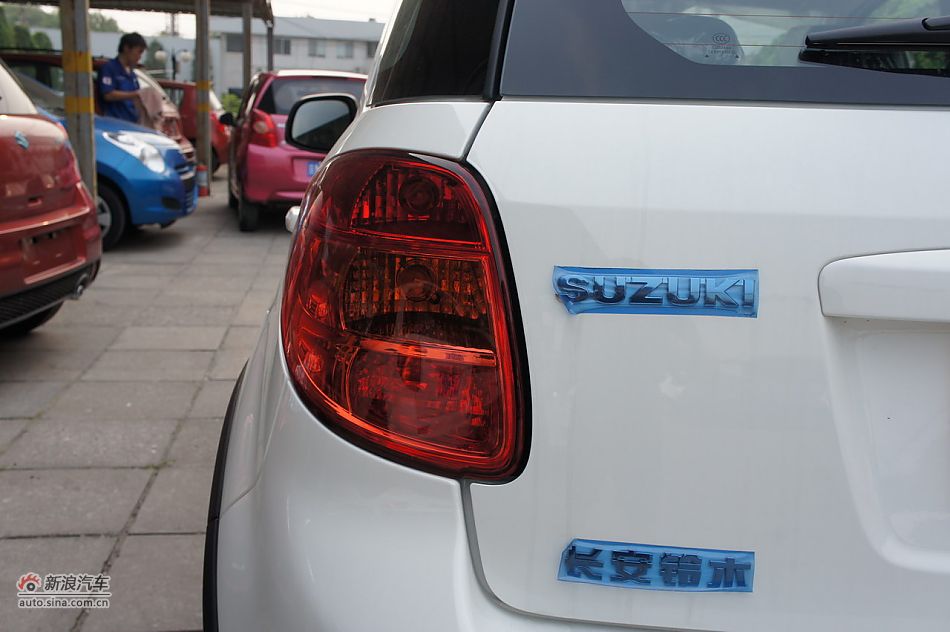 2011款天语SX4两厢1.6L手动运动型