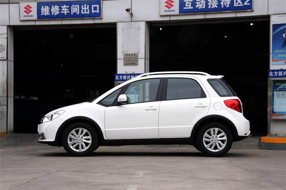 2013款天语SX4酷锐1.6L手动灵动型