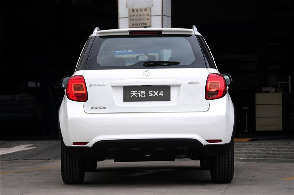 2013款天语SX4酷锐1.6L手动灵动型
