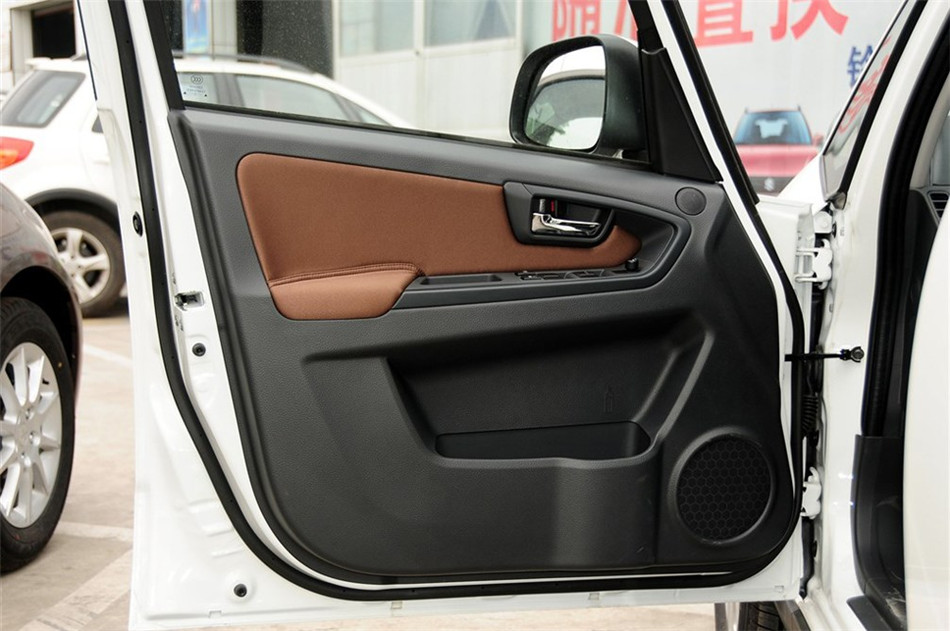 2013款天语SX4酷锐1.6L手动灵动型