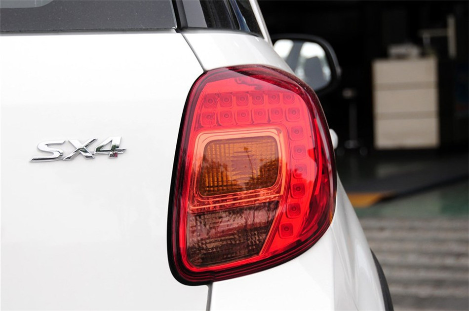 2013款天语SX4酷锐1.6L手动灵动型