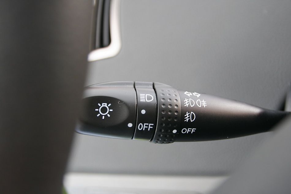 天津一汽两厢威志内饰