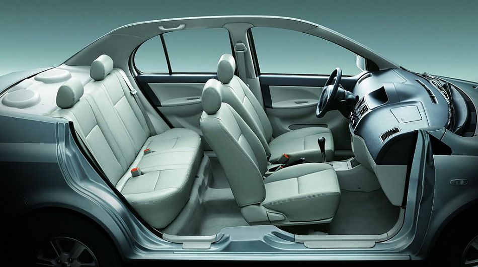 威志09款内饰及细节