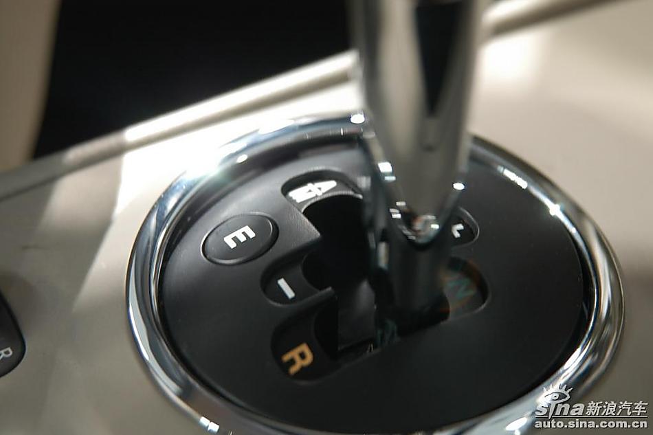 天津一汽威志09款