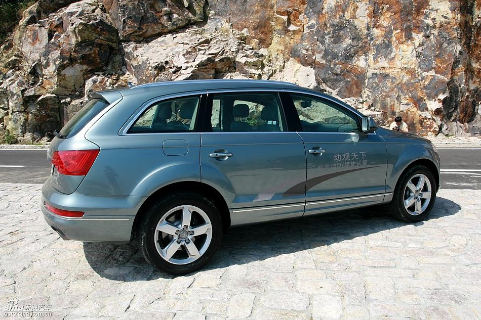 奥迪新Q7